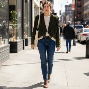 🤠 True Vintage Olive Green Suede Fringe Cropped Western Jacket - Danier - 🇨🇦